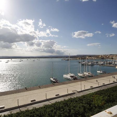 Ortigia Camere Con Vista Da Giulio B&B Syracuse Eksteriør billede