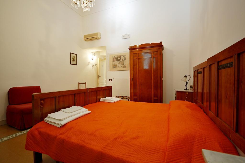 Ortigia Camere Con Vista Da Giulio B&B Syracuse Eksteriør billede