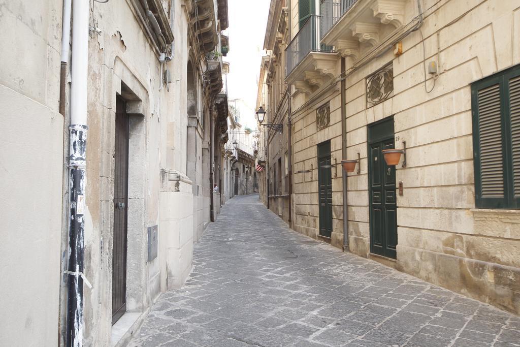 Ortigia Camere Con Vista Da Giulio B&B Syracuse Eksteriør billede