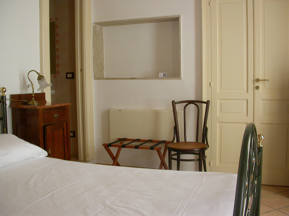 Ortigia Camere Con Vista Da Giulio B&B Syracuse Eksteriør billede